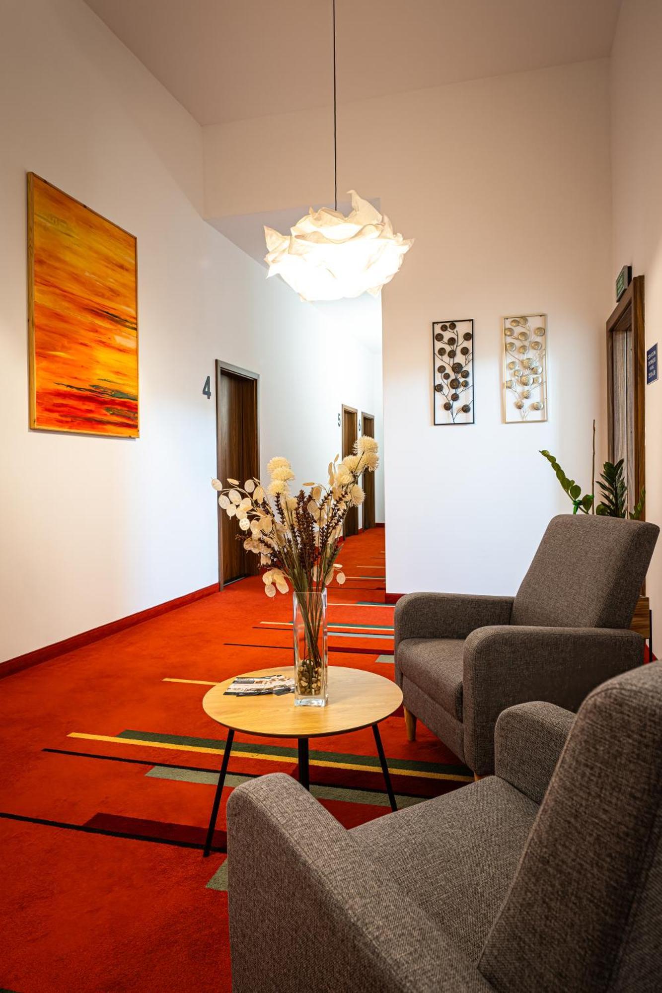 Hotel I Restauracja Czarny Kos Borkowo  Luaran gambar